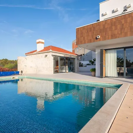 Mint Rogoznica (Sibenik-Knin)