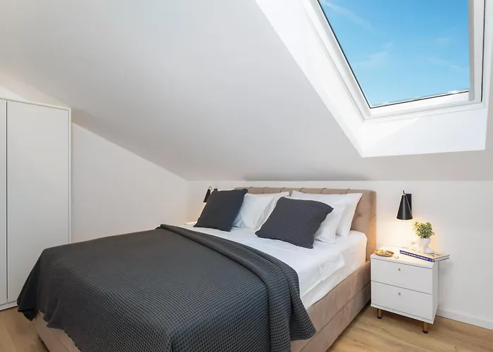 Mint * Rogoznica (Sibenik-Knin)