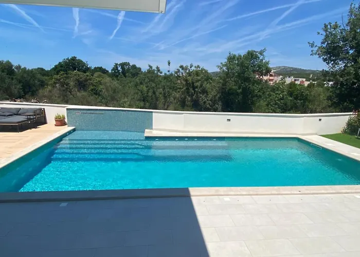 Mint * Rogoznica (Sibenik-Knin)